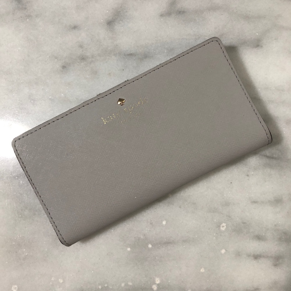 Kate Spade ice grey wallet